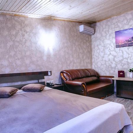 Hotel Fortuna Lviv Kültér fotó
