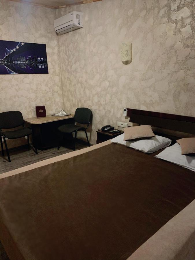Hotel Fortuna Lviv Kültér fotó