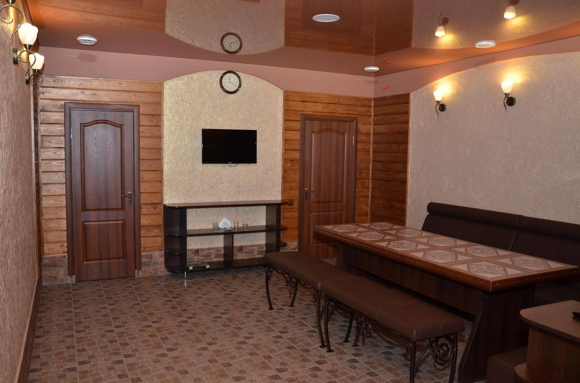 Hotel Fortuna Lviv Kültér fotó