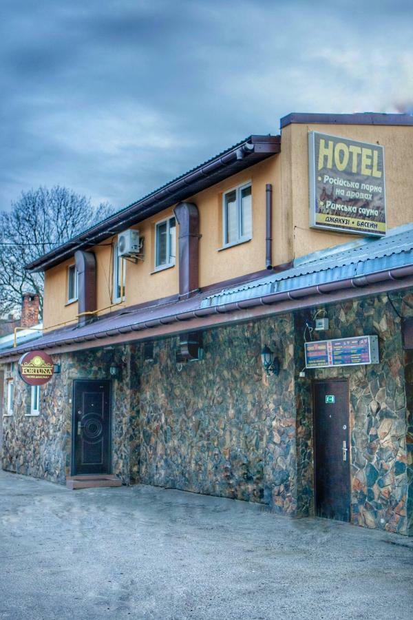 Hotel Fortuna Lviv Kültér fotó